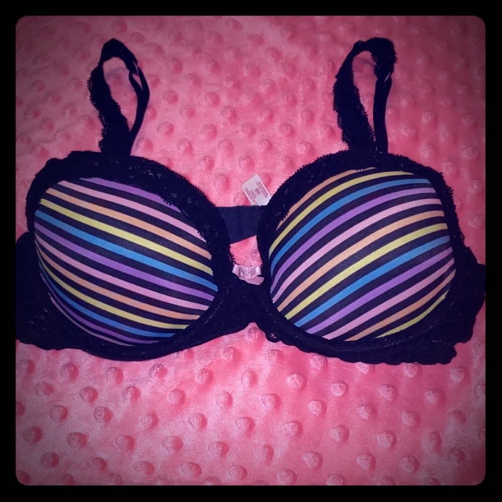 34B PINK VS bra Lace Wing Demi black color stripes
